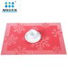 Mantel individual de estilo europeo Teslin con diseño de copos de nieve navideños de estilo occidental, de PVC, con aislamiento térmico, lavable, antideslizante y resistente al desgaste.