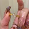 Anel Vintage Princesa Diamante Quadrado Prata Artesanato Escovado Corte Flor de Gelo Simples Dourado Pequeno Diamante Quadrado Anel de Diamantes Empilhados para Mulheres
