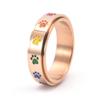 Comercio exterior europeo y americano suministro dulce anillo giratorio de acero inoxidable arcoíris anillo de seis colores con estampado de perro para mujer joyería al por mayor