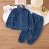 Pijamas de coral fleece para niños para otoño e invierno, conjuntos gruesos de terciopelo para niños y niñas, ropa de casa de franela para niños