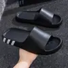 Chinelos de EVA para Homens, Antiderrapantes, Sem Cheiro, Chinelos de Verão para Interior com Solado Grosso que Dão a Sensação de Pisar em Fezes, Adequados para Uso no Banheiro, Chinelos Esportivos de Exterior para Casais