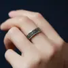 Anillos Nuevos Vintage Retro Versátiles para Hombres y Mujeres Diseño de Nicho Ajustables Tendencia Personalidad Anillos