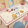 Mantel de Mesa de Dibujos Animados 2026 Nuevo Estilo Mantel Impermeable y a Prueba de Aceite Sin Lavado Mantel para Mesa de Café Mantel de Protección de Mesa de Gama Alta de Lujo Ligero