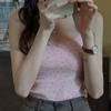 Camisola Corta de Encaje Floral de Moda con Hermoso Diseño en la Espalda para Usar en Capas, Popular en Redes Sociales, Adecuada para Chicas Atrevidas y Estudiantes