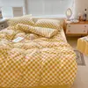Conjunto Universal de Quatro Peças Floral Pequeno para Todas as Estações Capa de Edredom de Algodão Puro Lavado Conjunto de Cama de Três Peças para Dormitório Estudantil Solteiro e Casal
