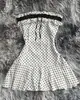 Vestido Tubinho Novo de Bolinhas 2026, Cintura Marcada, Emagrecedor, Sem Mangas Curto, Estilo Hot Girl, Roupa de Verão, Estilo de Férias