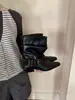 Botas de Cano Curto Retro com Salto Grosso Plissadas, Bico Quadrado e Tira com Fivela - Nova Coleção Outono 2026