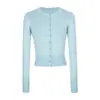 Chaqueta de punto con botones y cuello redondo en colores macarrón, una prenda exterior elegante y única en tonos grises.