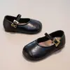 Sapatos de Couro para Meninas 2026 Nova Coleção Primavera e Outono Sapatos de Princesa Infantis Sapatos Macios para Bebês Menininhas Sapatos Individuais Marrons Retrô