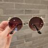 Nuevas y lindas gafas de sol con lazo para niños, venta al por mayor, tendencia de moda, gafas de sol salvajes, gafas de metal para niños