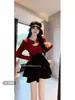 [Cielo Estrellado de Amante] Talla Grande Diseño mm Corte Cut Out Plisado Asimétrico Look Adelgazante Traje de Camiseta de Manga Larga