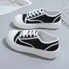 Tênis de Lona Feminino 2026 Sola Grossa Primavera Outono Verão Quatro Estações Casual Versátil Novo Estilo Plataforma Respirável Moderno Esportivo Tênis de Skate