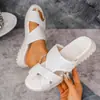 Zapatillas Casuales para Mujer de Estilo Europeo y Americano, Sandalias Casuales Cómodas para Exteriores de Color Sólido con Tira en T y Tacón Bajo