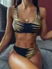 2020 AliExpress Amazon Maiô Feminino Europeu e Americano Cortado Estampa Folha Dourada Biquíni Sexy 9351