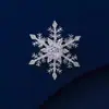 Broche Elegante de Floco de Neve Dourado, Toque de Luxo Leve e Sofisticado, Alfinete de Terno, Acessório de Broche de Moda Exquisito de Luxo de Alta Qualidade para Mulheres