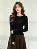 Nuevo Suéter de Punto para Mujer Otoño/Invierno 2026 Vintage Rayado Patchwork Hombros Descubiertos Manga Larga Ajuste Delgado Top Adelgazante Hombros Descubiertos