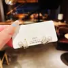 Pendientes de Aro de Nácar y Perla Inspirados en el Diseño, Versátiles y Elegantes, Simples y Compactos para Mujer