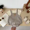 Roupas de Bebê Verão Nova Chegada Conjunto de Roupa Saco Fart Roupa de Bebê Verão Manga Curta Suspensórios Estilo Ocidental Conjunto de Duas Peças