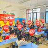 Começamos a escola, imprimindo balões, decorando escolas, creches, escolas primárias, salas de aula e cenários de atividades