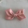 Grampo de Cabelo com Laço de Cetim de Cor Sólida Doce Pontiagudo Presilha Lateral Elegante Simples de Alta Qualidade Presilha Bico de Pato Acessório de Cabelo