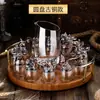 Juego de Copas de Vino Blanco Zodiaco Dispensador de Vino para el Hogar Juego de Vino Chino de Alta Gama 12 Copas Pequeñas Bala Una Copa