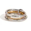 Moda Europeia e Americana Nicho Elegante Criativo Personalizado Joia de Mão Aço Inoxidável Banhado a Ouro 18K Anel de Dedo Médio de Quatro Camadas para Mulheres