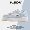 Tênis de Board Universal Feminino KMMRX8180 Novo Feminino Leve Nicho Feminino Estudante Aumento de Altura Casual All-match