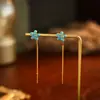 Pendientes de flor de hielo azul turquesa de lujo ligero estilo francés para mujer, pendientes de pétalos exquisitos vintage de alta gama, accesorios para la oreja modernos y versátiles