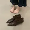 Zapatos de Moda para Mujer Estilo Francés Otoño e Invierno Retro Hechos a Mano de Punto Forrados de Borrego, Corte Profundo, Puntiagudos, Adelgazantes, Cálidos y Elegantes Zapatos Peludos