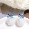 Nuevos pendientes de otoño e invierno elegantes de plata S925 con aguja, lazo, bola de felpa popular, pendientes para mujer, estilo japonés y coreano, dulces, pendientes de celebridad de internet