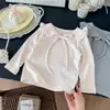 Nueva colección otoño 2026: Elegante camiseta de manga larga estilo coreano con cuello, perfecta como capa base versátil para niñas