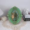 Marco de fotos retro de estilo francés para sala de estar, dormitorio, adornos, pintura decorativa, estilo europeo, ligero, de lujo, tallado, ovalado, colgante, marco de cristal.