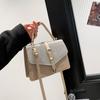 Bolsa de Ombro Simples Estilo Coreano Casual Verão 2025 Moda Casual Nova Bolsa Transversal Quadrada Pequena de Alto Valor para Mulheres