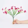 Eucalipto artificial, hierba de primavera, violetas, camelias, flores de campanilla, lavanda, flores artificiales de plástico, decoración de parterre, adornos de interior