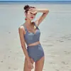 2025 Nuevo Traje de Baño Estilo Ins Fresco Pequeño Boxer Una Pieza Pecho Pequeño Sexy Conservador Aspecto Adelgazante Chica de Aguas Termales Traje de Baño