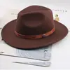 Sombrero de Lana Nuevo de Otoño e Invierno Transfronterizo Europeo y Americano Sombrero de Jazz de Estilo Británico Color Sólido Ala Ancha Sombrero de Copa Ligero Sombrero de Fieltro para Hombre y Mujer