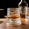Vaso de Whiskey con Relieve de Lujo Ligero con un Diseño Elegante, Vaso Giratorio de Moda para Aliviar el Estrés, Copa de Vidrio para Licores, Vaso para Bebidas Frías