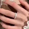 Anillos de Pareja Cruz con Flor de Iris Esmaltada Un Par para Hombres y Mujeres Estudiantes Estilo Ins Diseño de Nicho Anillos Abiertos Ajustables