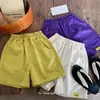 Shorts Infantis para Meninos Verão Estilo Fino 2026 Novo Estilo Calças Casuais de Cinco Pontos para Crianças Roupas de Verão para Bebês Calças de Comprimento Médio para Meninos