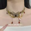 Collar con Borlas de Mariposa de Pedrería de Alta Resistencia para Mujer, Cadena para Clavícula Estilo Maillard Vintage Otoño e Invierno, Cadena para el Cuello Moderna y de Alta Gama