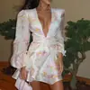 Vestido Corto Sexy Caliente con Escote en V Profundo Estampado para Mujer, Nuevo Estilo Transfronterizo con Mangas de Farol, Vestido de Línea A con Fruncido y Cintura Alta con Lazo
