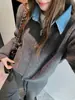 Nuevo suéter de punto patchwork con cuello de mezclilla para mujer, moderno y versátil, con un elegante diseño de solapa, un corte relajado y un efecto adelgazante