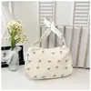 Bolso de Diseño de Nicho Suave y Dulce para Mujer 2025 Nueva Tendencia Casual Elegante Bolso de Hombro de Primavera Bolso Almohada