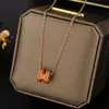 Collar de Trompeta Esmaltada Seiko de Oro de 18 Quilates H para Mujer Mini Cadena Clavicular Colgante Moda de Alta Gama Versátil Pendientes Populares para Mujer
