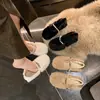 Sapatos femininos peludos de outono e inverno, mocassins confortáveis de calçar, sapatos de algodão com bico redondo, espessados e forrados com pelúcia para gestantes