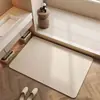 Alfombrilla de baño hecha de tierra de diatomeas, alfombrilla antideslizante para la entrada del baño, color crema, alfombrilla de cocina altamente absorbente y de secado rápido, felpudo para el inodoro
