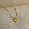 Collar con colgante de hoja de ginkgo, perla de maní, sentido del diseño, lujo ligero para mujer, moda personalizada, exquisito, combinable con todo, cadena de lana