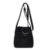 Bolsa Feminina com Design de Balde, Moderna e Tendência, com Detalhes em Metal, Bolsa de Ombro Único Transversal, Bolsa Minimalista para o Dia a Dia