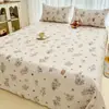 Sábana de algodón lavado, tamaño individual, adecuada para dormitorios de estudiantes, con una superficie cepillada, no hecha completamente de algodón puro, y se puede usar en las cuatro estaciones.