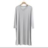 Pijama Masculino de Modal Criptografado com Decote em V Longo Acima do Joelho Manga Longa Bandeira Caída Vestido Robe de Banho Exlongado Camisola